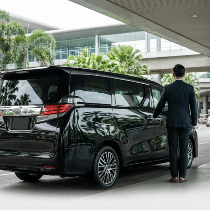 Airport Chauffeur Service in Malaysia by 6uxury